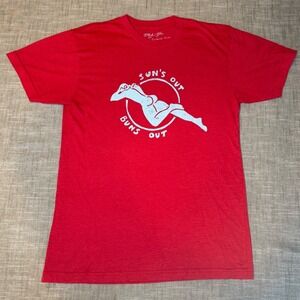 Blade + Blue Andrew Sedgwick Guth Suns Out Buns Out Graphic Tee Red Mens M